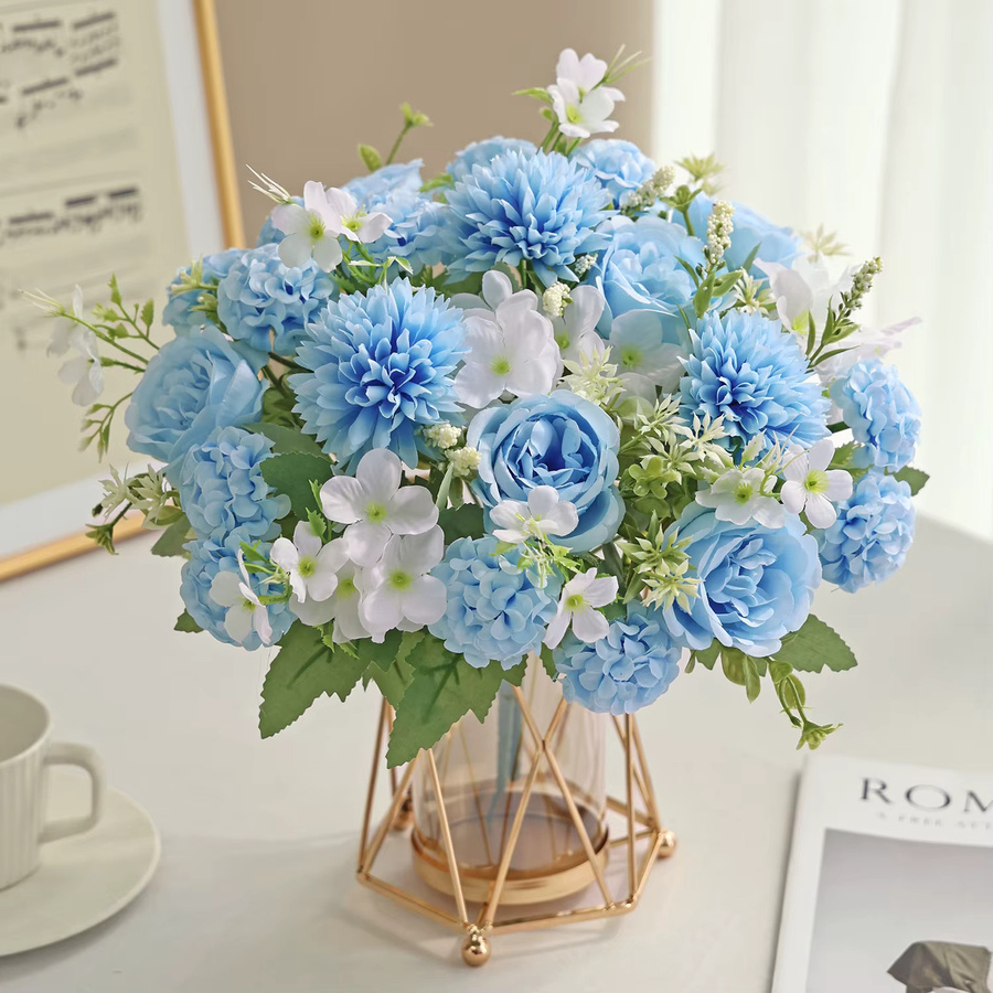 Künstliche Seiden-Blumen Mix aus Hortensien und Rosen in Rot und Blau für deine Tischdekoration, Hochzeitssträuße und festliche Anlässe - Bild 1
