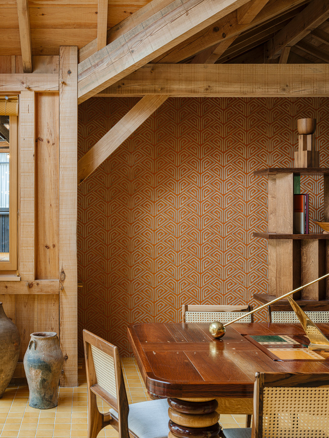Arte Wallpaper Alata in Orange mit abstraktem Natur- und Art-Deco-Design aus Textil - Bild 1