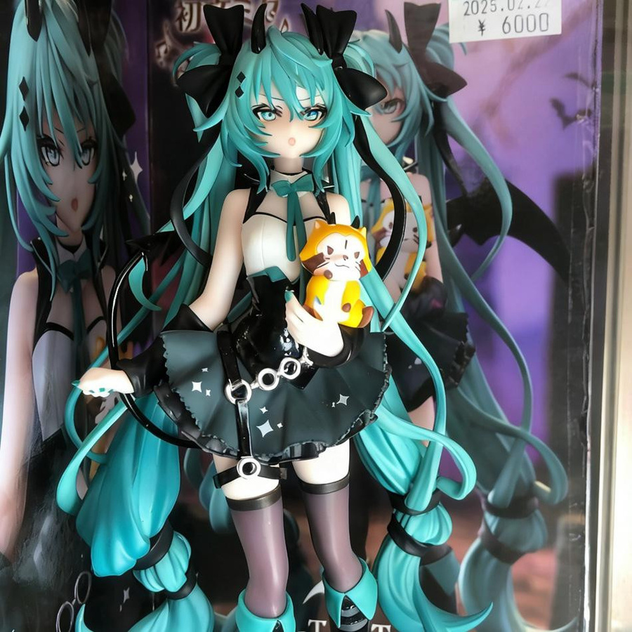 Yiran toy 1 Hatsune Miku Kleiner Teufel Waschbär Actionfigur PVC 19cm - Bild 3