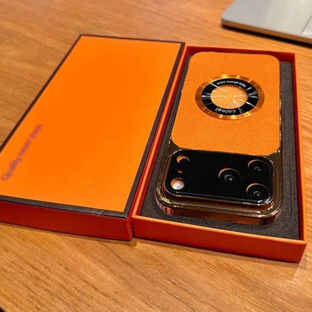 Luxuriöse Leder-Schutzhülle mit MagSafe und magnetischer Kamera-Glasabdeckung für iPhone 11 bis iPhone 17 Pro Max Plus in Gold und Orange - Bild 1