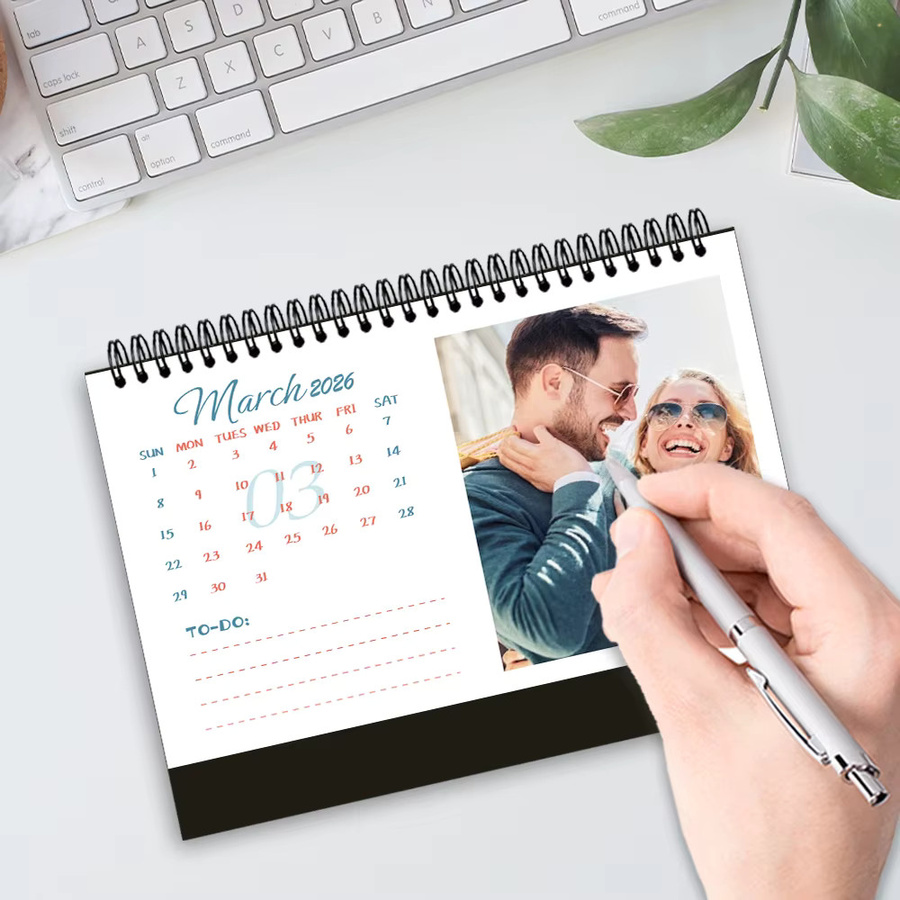 Personalisierter Tischkalender 2026 mit 6 Fotos, weißer Monatskalender zur individuellen Gestaltung - Bild 3