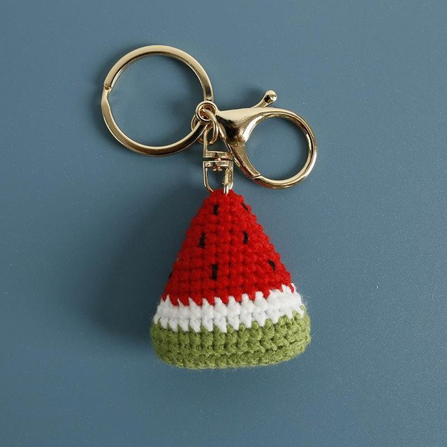 Schlüsselanhänger Linyi toy, Zitronenpuppe, Häkel-Design, Unisex - Bild 1