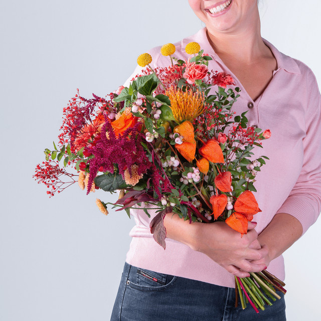 BLUME2000 Feuriger Herbst Arrangement multicolor yellow orange red - Bild 1
