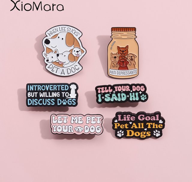 Tell Tour Dog I Said Hi Emaille Pin, Bunt, Unisex - Bild 1