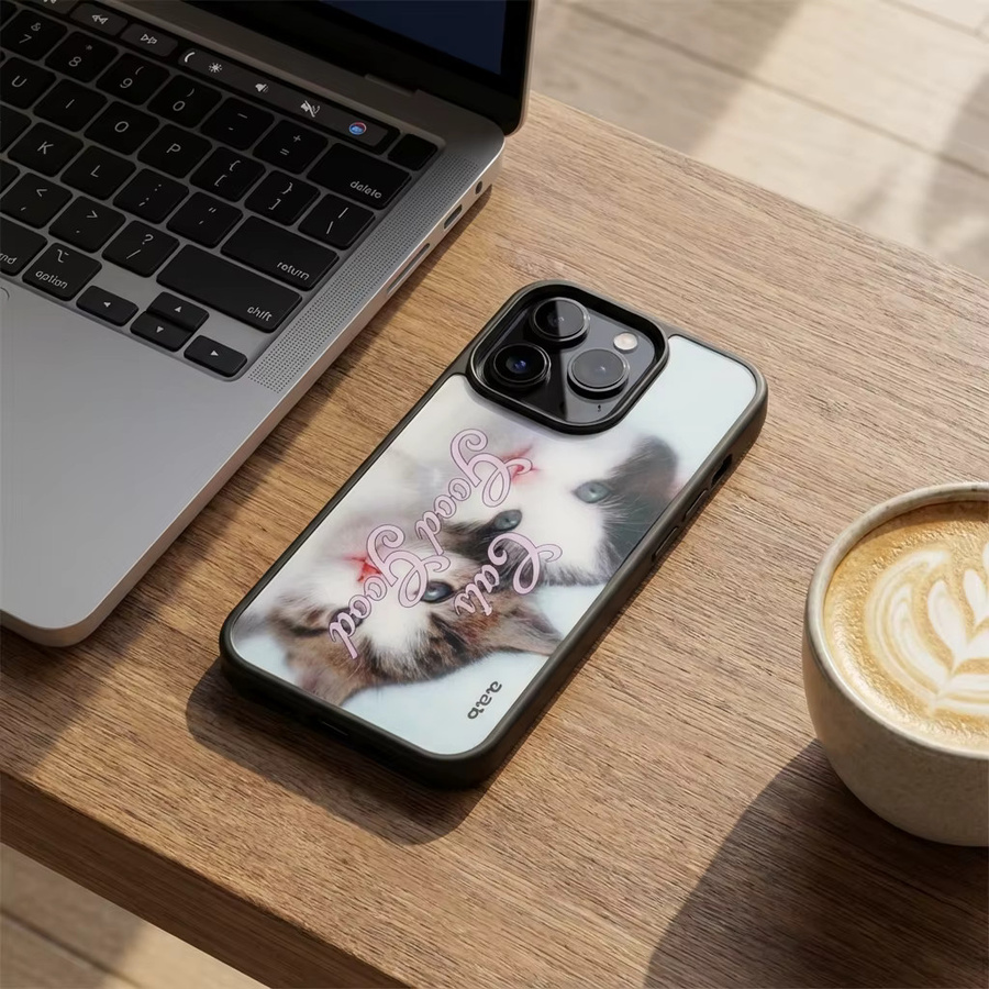 Stoßfeste DecoPhone Handyhülle mit Katzenrand für iPhone 17, 16, 15 und 14 Pro Max in Schwarz - Bild 3