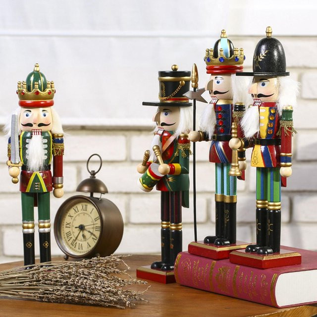 DIYelecs Nussknacker Puppe Soldat als Weihnachtsdekoration in Beige, Höhe: 30 cm - Bild 1