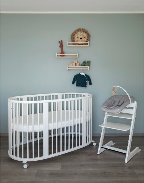 Stokke Sleepi Babybett aus Buchenholz in Weiß, B/H: 74 x 141 cm - Bild 1
