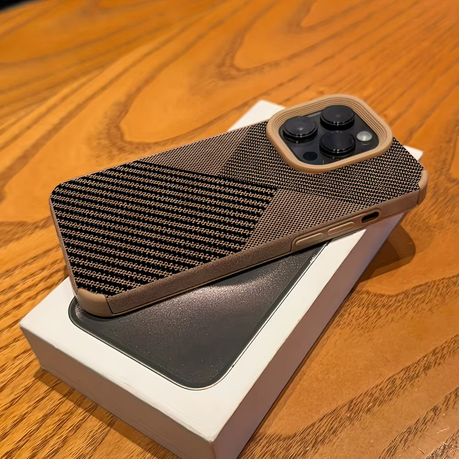 Stoßfeste Vintage-Handyhülle aus Kunstleder mit Gitter-Design für Apple iPhone in Braun - Bild 4