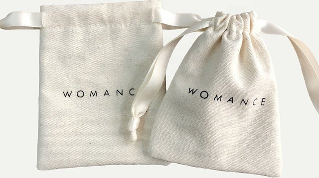 NALIA'S POUCHES Organisches Canvas-Beutelchen mit Kordelzug in Weiß für Schmuck und Geschenke - Bild 1