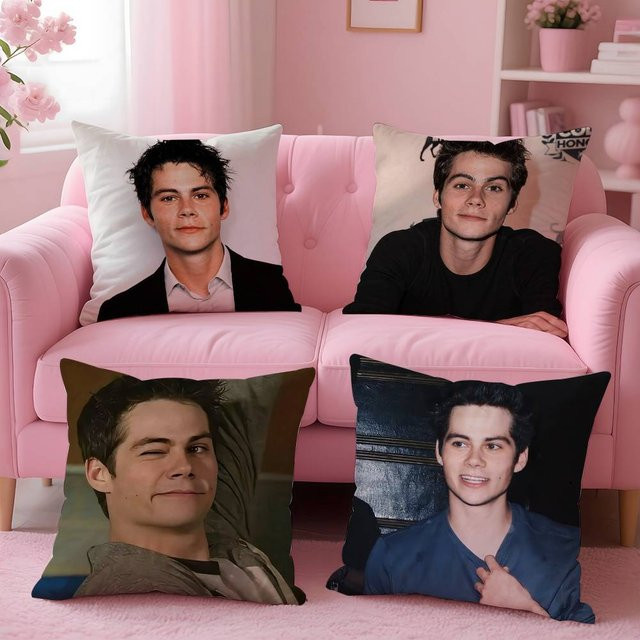 Kissenbezug mit Dylan O'Brien Motiv aus kurzem Plüsch, quadratisch, Mehrfarbig, Breite: 35,0 cm - Bild 1