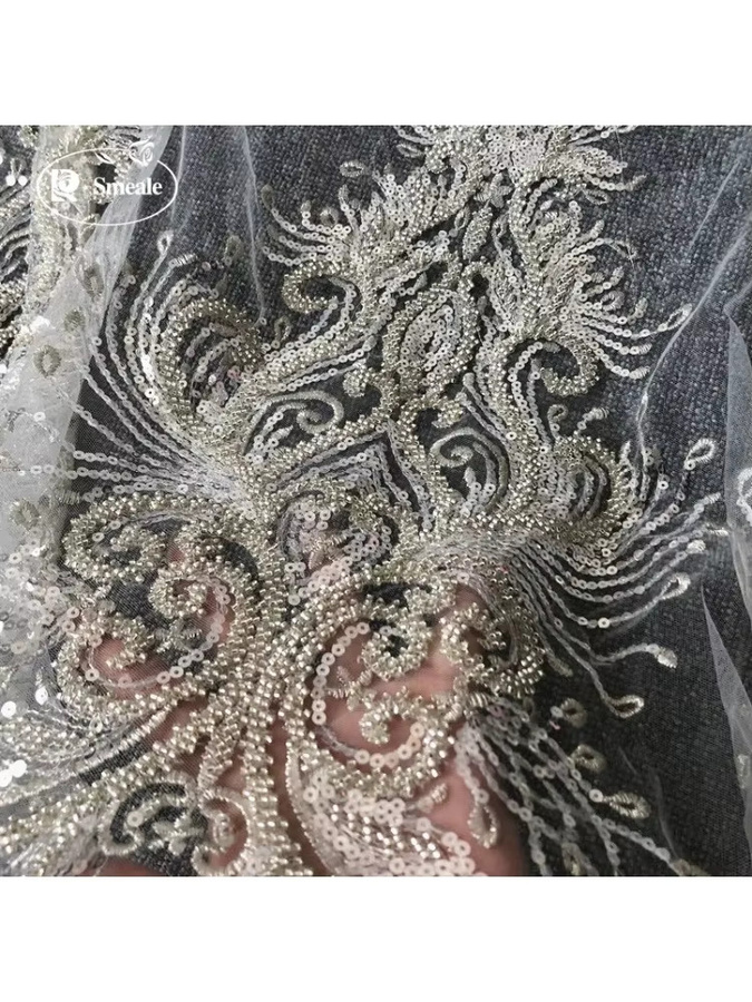 Blumenaccessoires, silberfarben, Perlen- und Pailletten-Ausschnitt-Applikationsdesign - Bild 2
