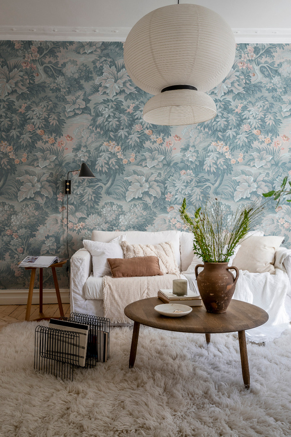 Rebel Walls Mural The Path Wandtattoo in Hellblau mit Natur- und Floral-Motiven im Vintage-Stil - Bild 2
