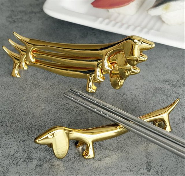 Metallischer Besteckständer in Hundefigur-Form für Stäbchen, Messer und Gabeln in Silber - Bild 1