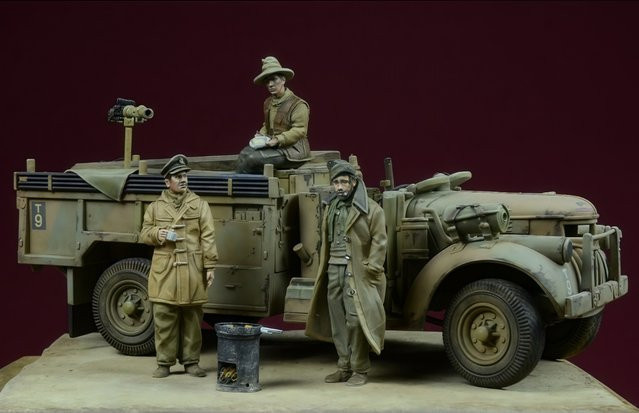 MEEKLION MODEL Sahara Breakfast – British LRDG Patrol, Modellbausatz, 1:72 - Bild 1