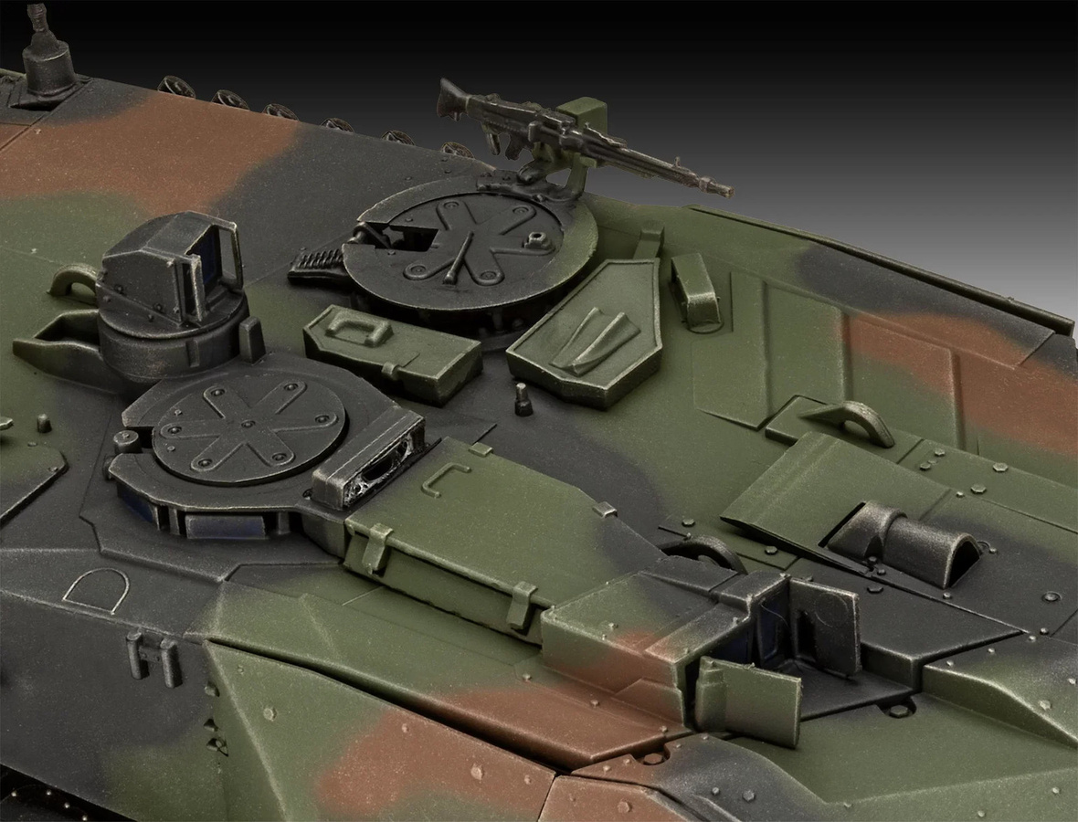 Revell 70 Jahre Bundeswehr: Leopard 2A6MA2 "Exclusive Edition", Fahrzeuge - Bild 3