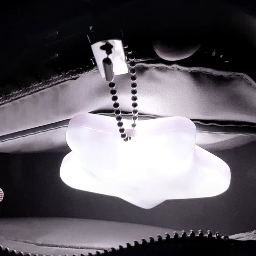 LED Handtaschen-Licht mit Bewegungssensor und Touch-Funktion in Weiß und Silber - Bild 4