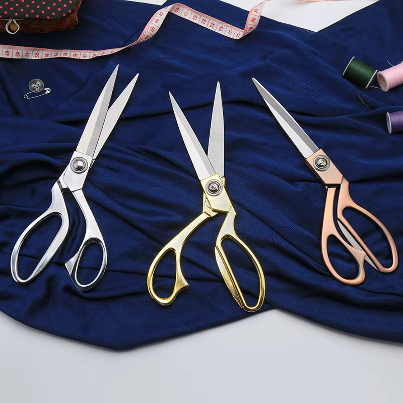 Professionelle Vintage Schneiderschere aus Edelstahl für Leder und Stoff, 26,67 cm, Silber/Gold - Bild 2
