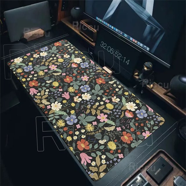 Riccu XXL Mausmatte mit Vintage-Pflanzenmuster in Multicolour, rutschfeste Schreibtischunterlage mit genähten Kanten für Computer, Büro und Gaming - Bild 1