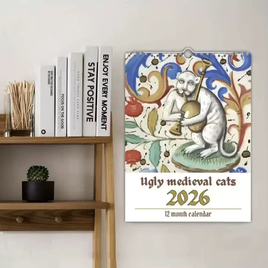 Retro mittelalterlicher Katzen-Wandkalender 2026 mit 12 handbemalten Motiven in Braun und Multicolour - Bild 2