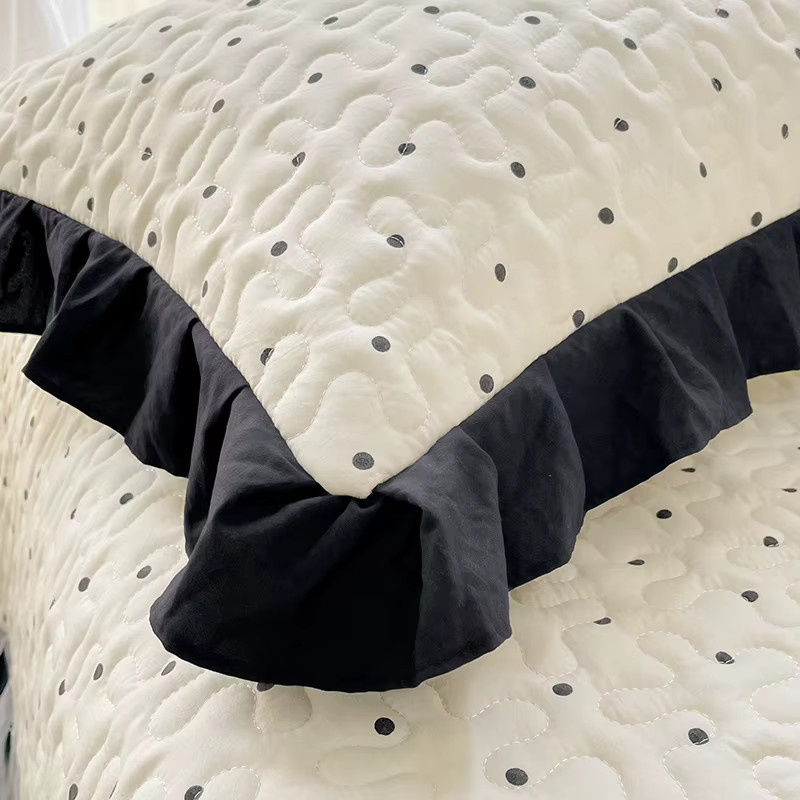 ZHENXISHUSHIMOXI Gesteppter Spitzen-Kissenbezug mit Punktmuster in Weiß, B/H: 48 x 100 cm bis 48 x 180 cm - Bild 4