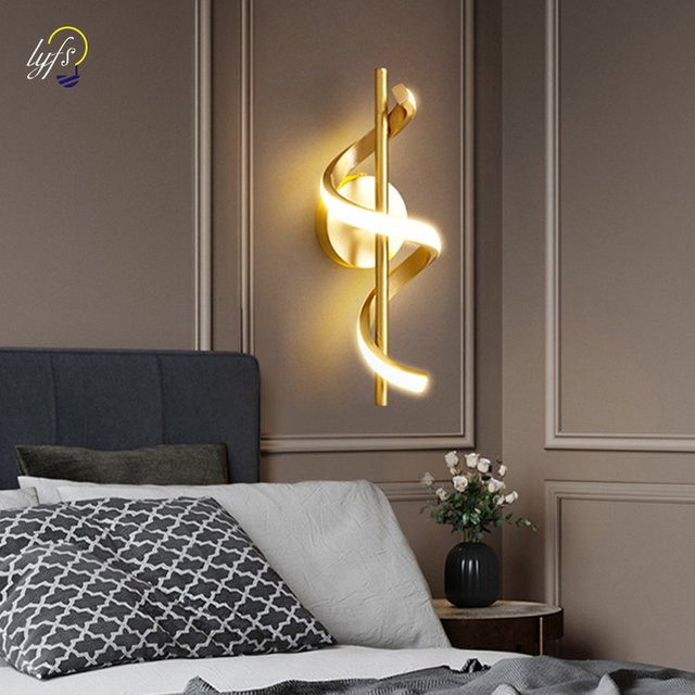 Lyfs LED Wandlampe im Nordic Design für Wohnzimmer und Schlafzimmer, Gold/Messing, Warmweiß - Bild 1
