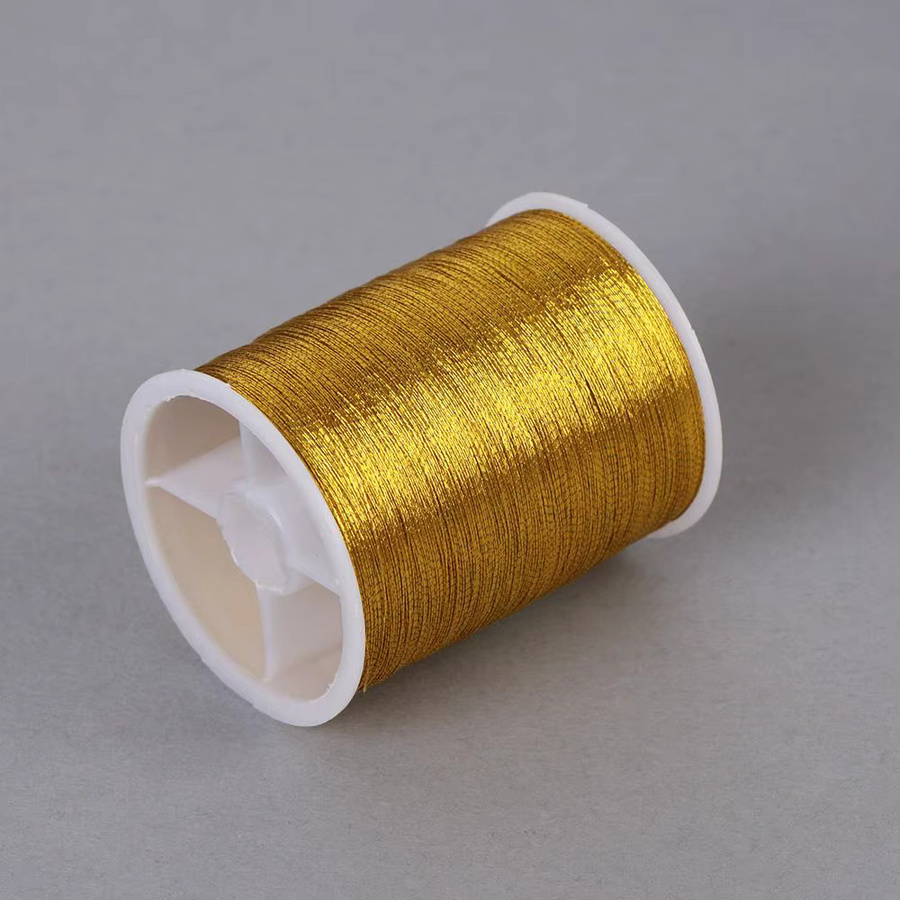 Handgefertigtes Stickgarn in Gold und Silber für Kreuzstich und DIY-Handwerk als Nähmaschinen-Spulen-Zubehör - Bild 3