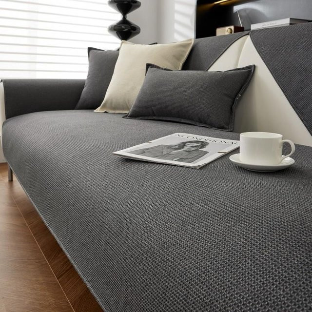 Wasserdichte und rutschfeste Sofa Abdeckung von Your Warm Home in Grau, Breite: 240 cm, Tiefe: 110 cm - Bild 1