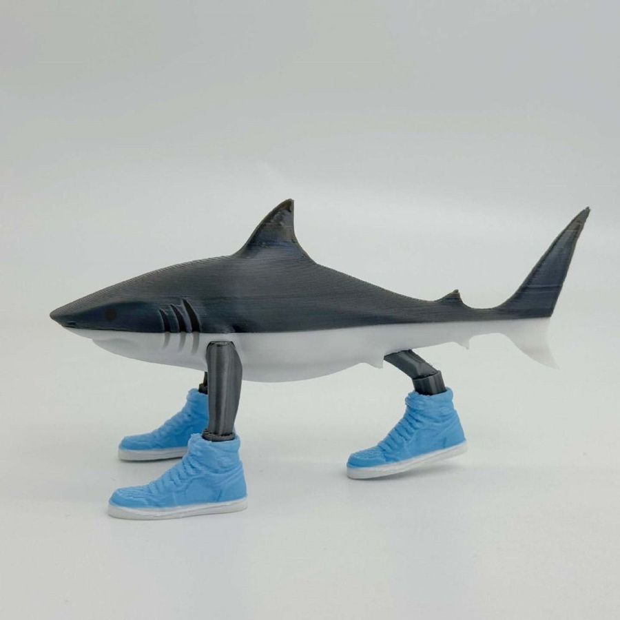 Tralalero Tralala Hai-Figur Beweglich Lustige Puppe 3D-gedrucktes Spielzeug - Bild 1