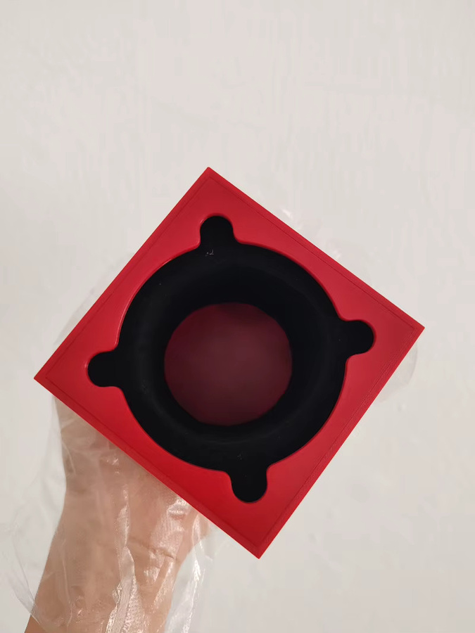 SMVP Flaggenhalterung für SM7B Podcast-Mikrofonabdeckung mit individuellem Logodruck in Schwarz und Rot - Bild 2