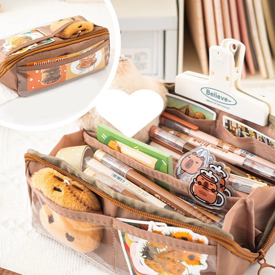Capybara Bleistiftbeutel in Braun als tragbares Federmäppchen und Kosmetiktasche für Kinder - Bild 4