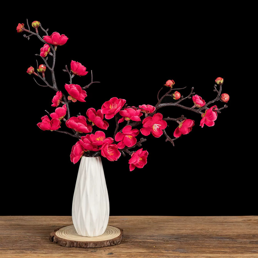 XIAOYINMO Künstliche Pflaumenblüten- und Pfirsichzweige aus Seide in Rot für Dekoration, Hochzeit und DIY-Projekte - Bild 1