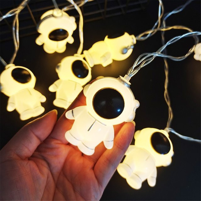Astronaut LED Lichterkette mit 40 LEDs in Warmweiß, 6 m Länge, USB- und Batteriebetrieben für Party, Hochzeit und Dekoration - Bild 1