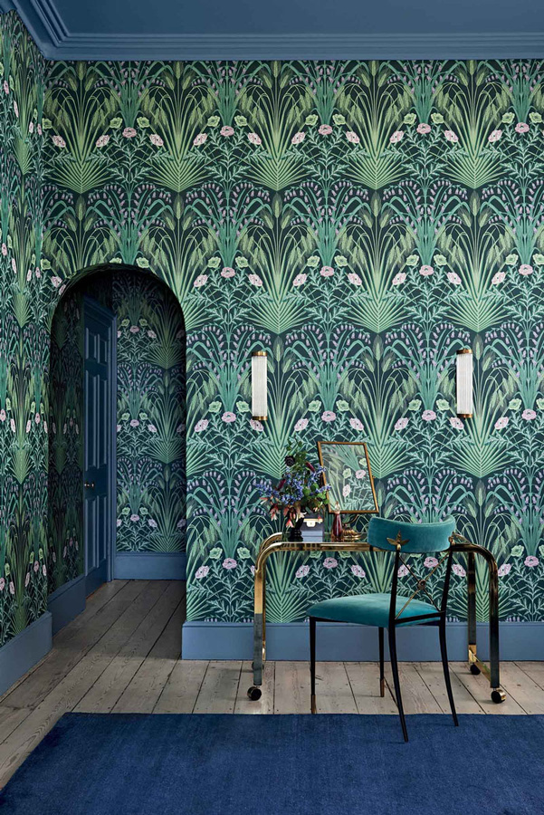 Cole & Son Tapete Bluebell Botanical in Grün und Gold im Art Nouveau Stil - Bild 1