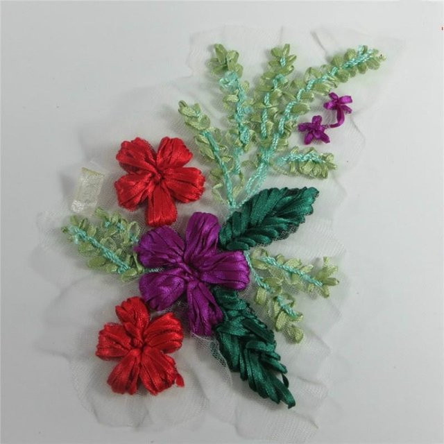 2 Stück Blumen Stickerei Bänder als Applikationen zum Nähen und Basteln in Multicolour - Bild 1