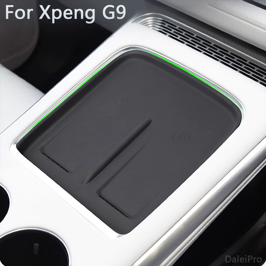 Xpeng G9 Zubehör: Silikon-Schutzmatte für die zentrale Konsole mit kabellosem Lade-Pad und Geräuschreduzierung - Bild 4