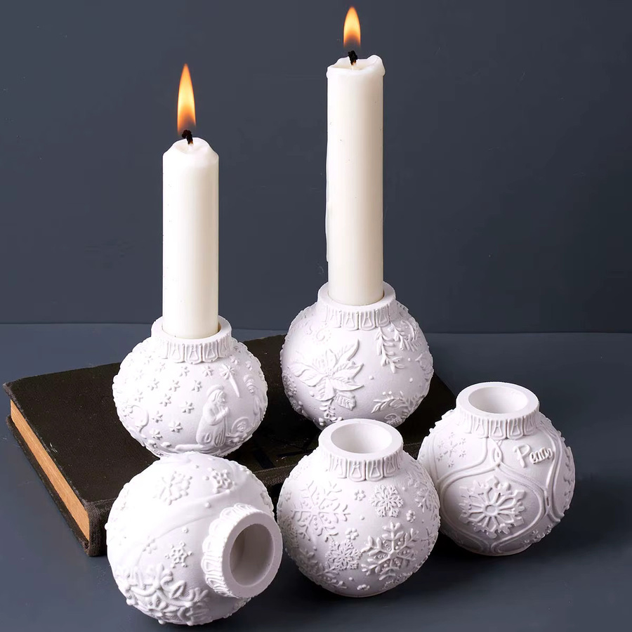 UDOCOOL Silikonform für 3D Weihnachtskugel Kerzenständer mit Schneeflocken und Blumen Motiv in Weiß - Bild 2