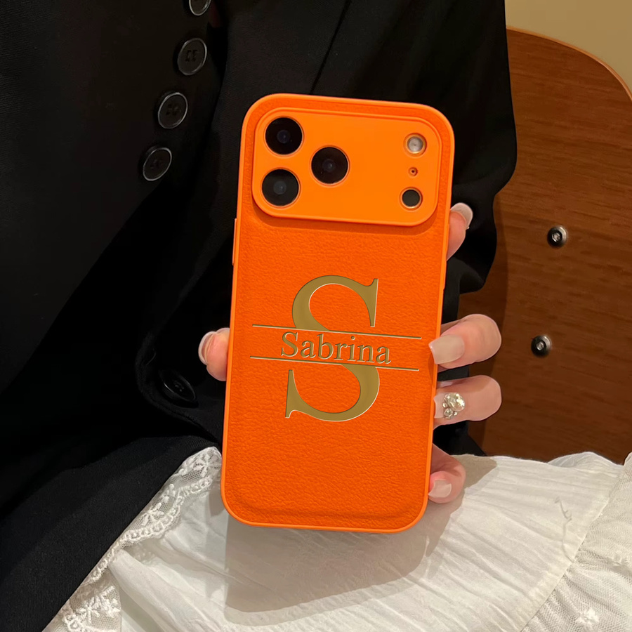 Personalisierte Handyhülle aus Kunstleder mit Großbuchstaben für Apple iPhone 17 16 15 14 13 12 11 Pro Max Plus Air in Mehrfarbig - Bild 1