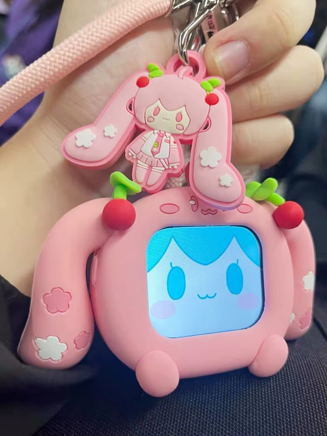 Bandai Hatsune Miku Bluetooth Kopfhörer Box Cube Face LCD Spielzeug - Bild 3