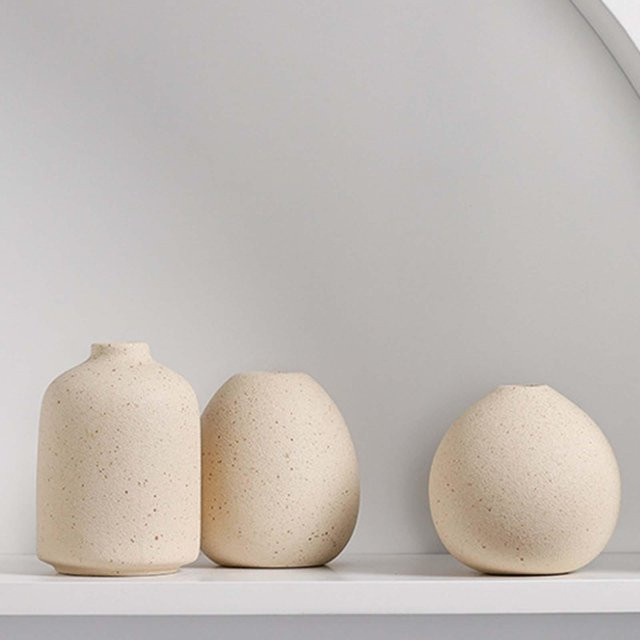 Kesoto Keramikvase in Beige im skandinavischen Design für dein Tischarrangement - Bild 1