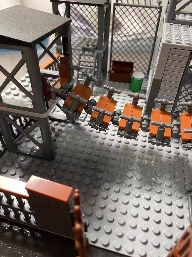 Linyi toy Außenposten Gebäude Bausatz Militär 6–12 Jahre - Bild 3