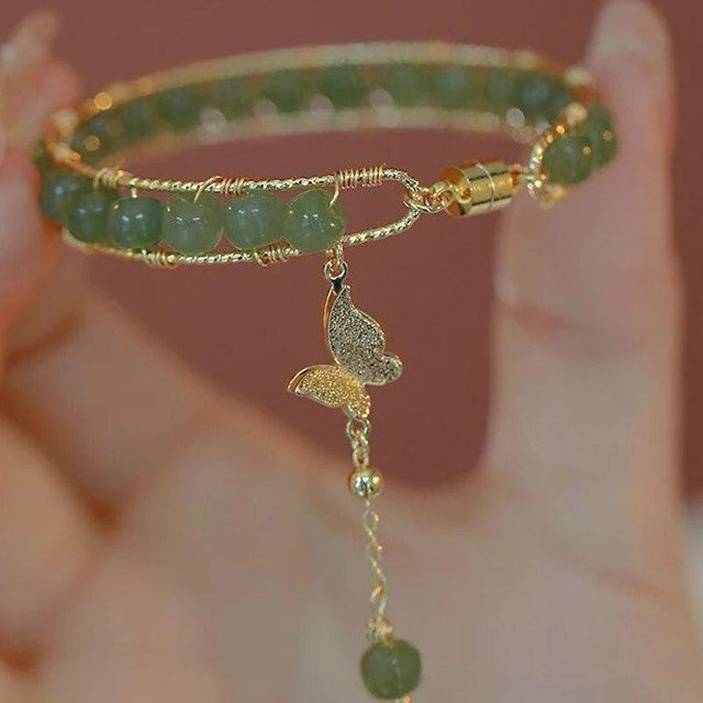 Perlenarmband, grüne Glasperlen, Schmetterling, Damen - Bild 1