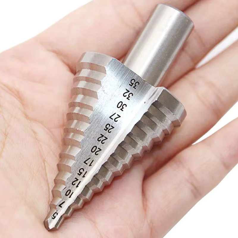 HSS Stufenbohrer aus Schnellarbeitsstahl für Holz und Metall in Silber, Durchmesser 5-35 mm - Bild 2