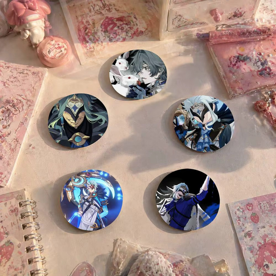 Genshin Impact Dottore Anstecknadel rund als Manga-Accessoire für Rucksack und Kleidung in Multicolour - Bild 2