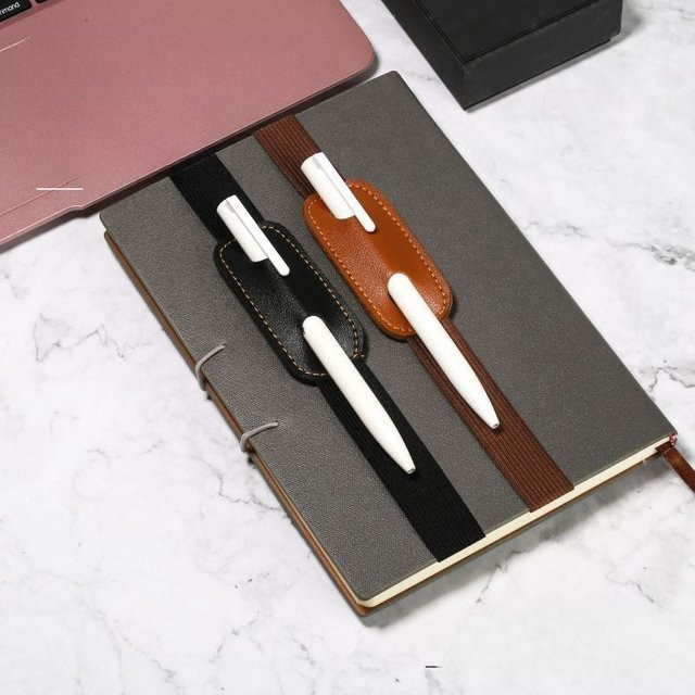 Stifthülle aus Leder mit elastischem Gummiband in Beige für dein Notizbuch - Bild 1