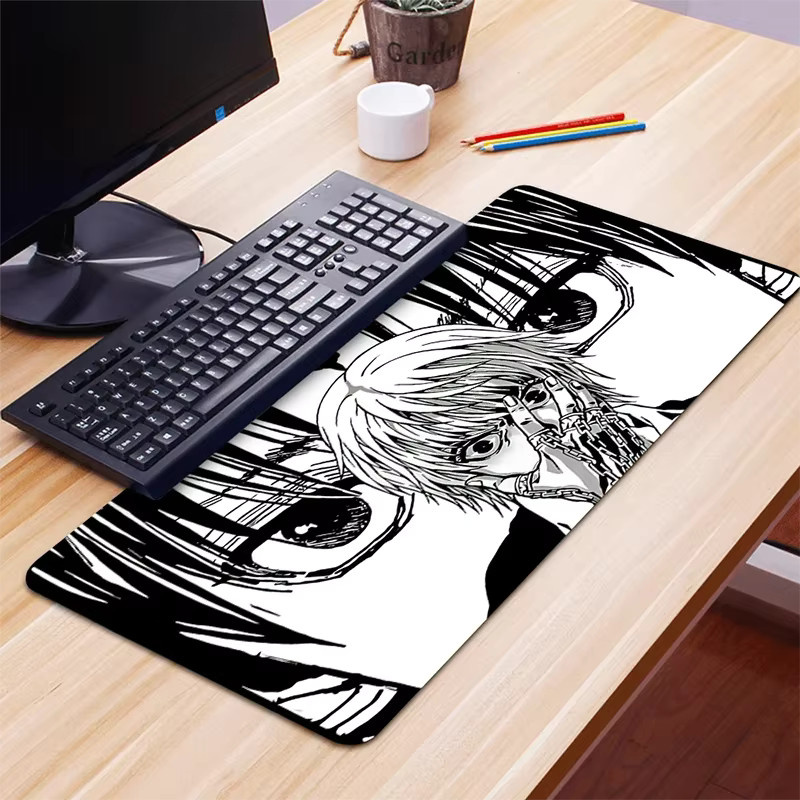 Potdemiel XXL Gaming-Mauspad mit Anime-Charakter in Multicolour, rutschfeste Schreibtischmatte für PC und Laptop - Bild 2