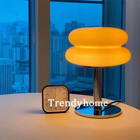 Claeted Tischlampe aus Glas in Bunt im Ei-Design als Nachtlicht für Kinder, Schlafzimmer und Arbeitszimmer
