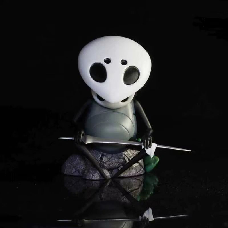 Bandai Ritter Quirrel Sitzende Actionfigur aus PVC, 8 cm Höhe - Bild 2