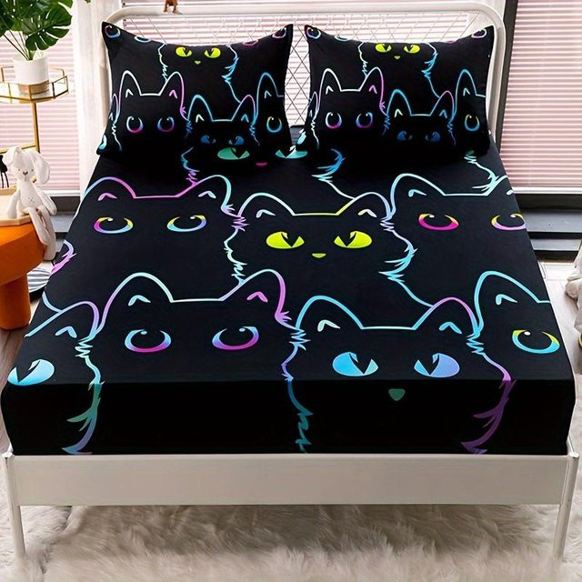 Your Warm Home Spannbettlaken-Set mit Katzen-Motiv in Schwarz, atmungsaktives Matratzenschoner-Set mit 2 Kissenbezügen, B/T: 135 x 200 cm, Kissenbezüge: 50 x 70 cm - Bild 1