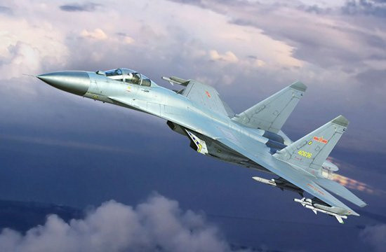 Trumpeter PLAAF J-11B Fighter, Fahrzeug, 1:144, Grau - Bild 1