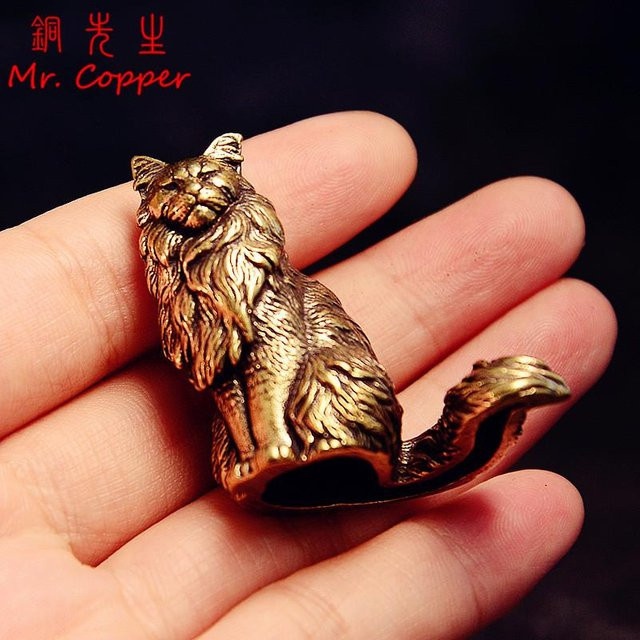 Binchi Miniaturfigur Maine Coon aus Messing in Gold als Vintage Schreibtischornament und Dekoartikel - Bild 1